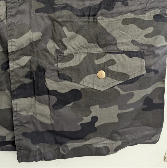 Love Tree Camo Vest Size Large NWT - Picture 8 of 14